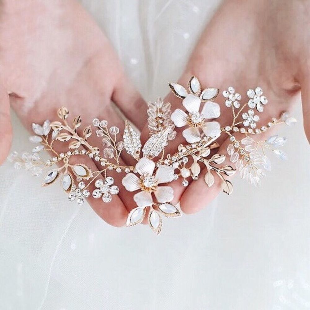 【ヘッドドレス】ブライダルヘッドドレス ビジュー ボンネ ゴールド h5 【結婚式 ヘアアクセサリー】