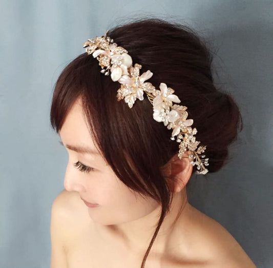 pearl gold リボンカチューシャ/ブライダルアクセサリー 【結婚式 ヘアアクセサリー】