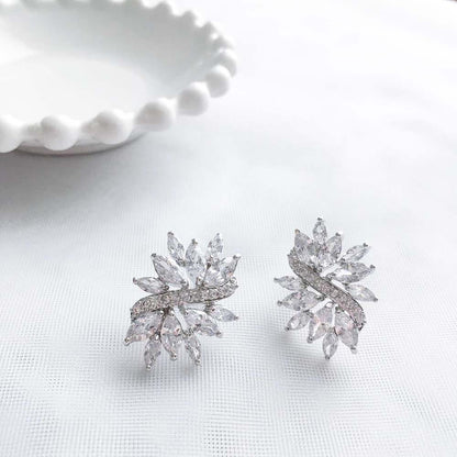 【ピアス】ビジュー ウェディング ブライダルピアス i5 【結婚式 ピアス イヤリング】