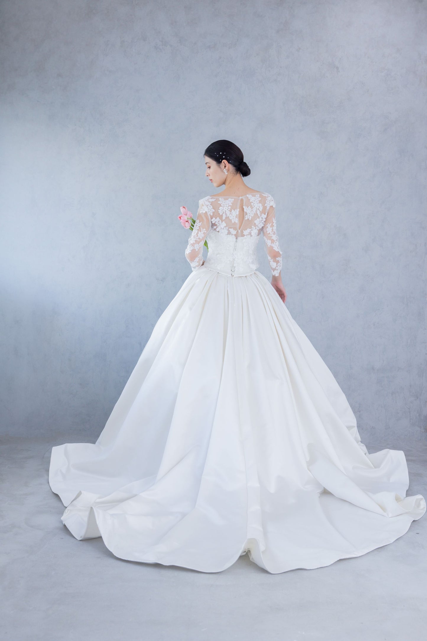 Resoll ⅽollection LILIO【ウェディングドレス レンタル】