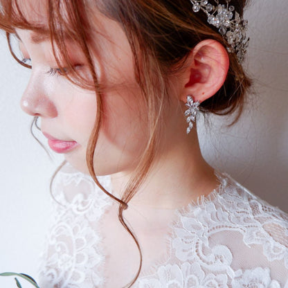 【イヤリング】ビジュー ウェディング ブライダルイヤリング j1 【結婚式 ピアス イヤリング】