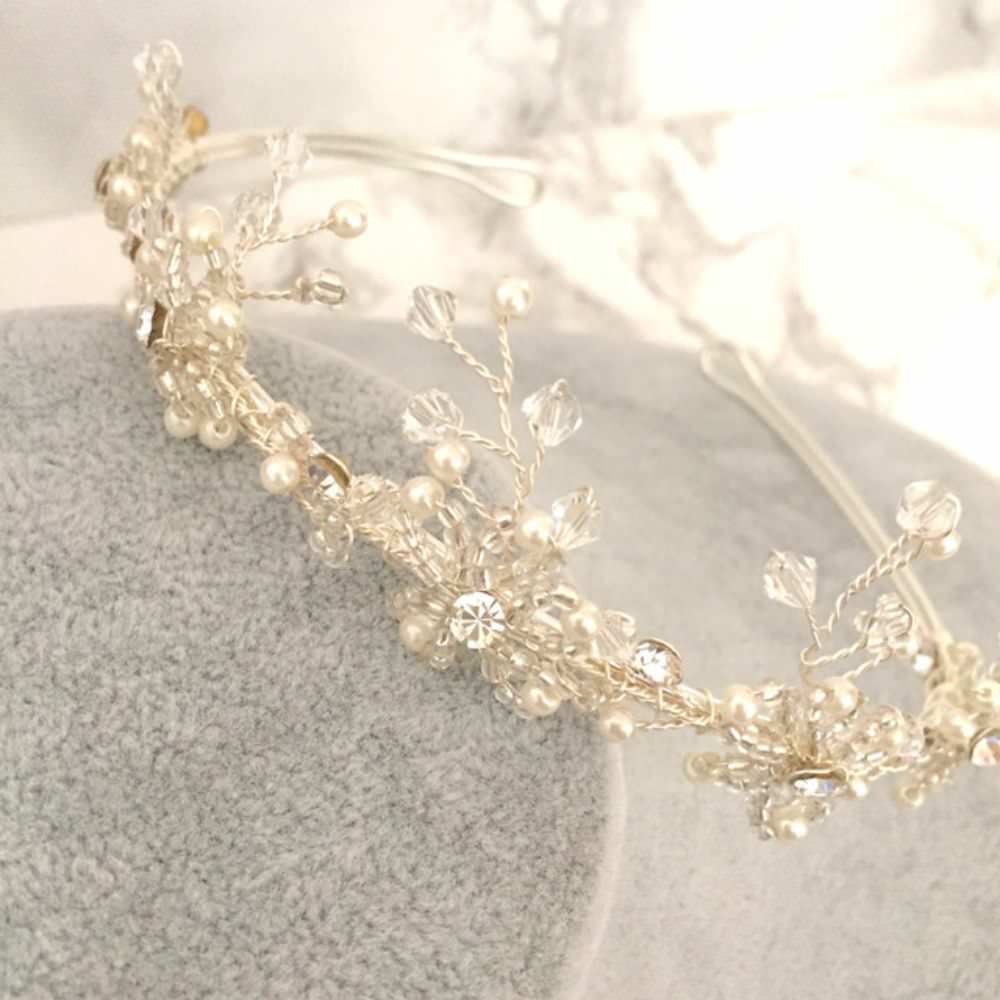 beads カチューシャ&ネックレス&ピアス 3点セット/ブライダルアクセサリー 【結婚式 アクセサリーセット】