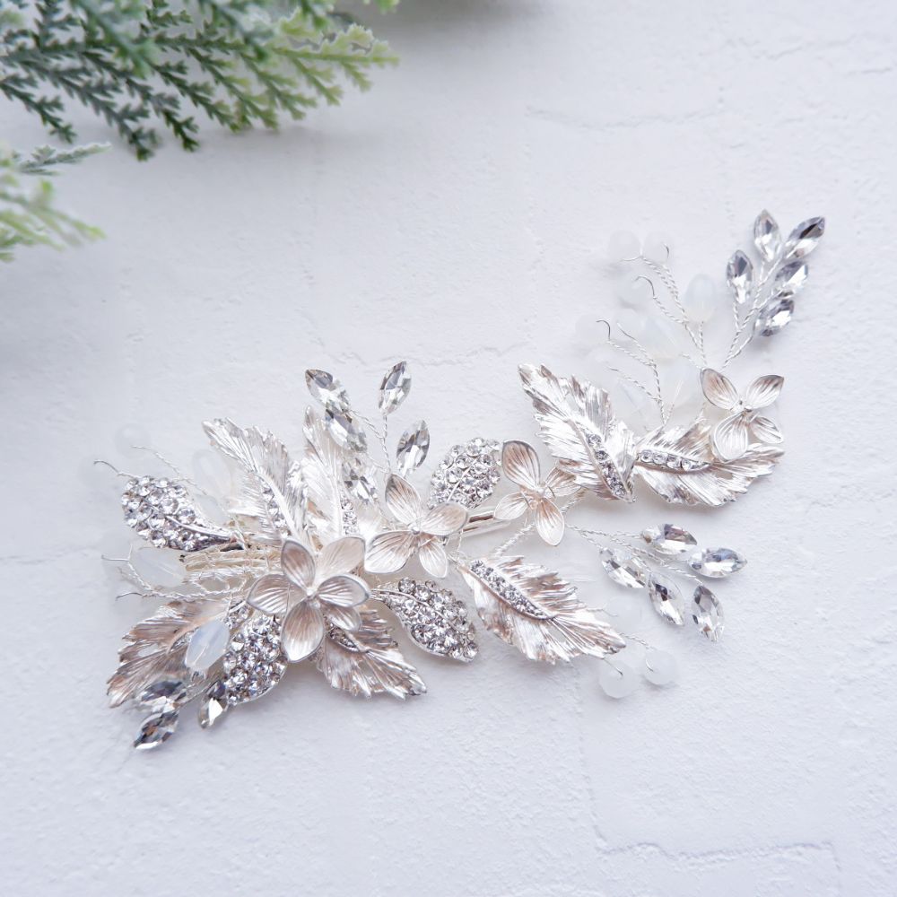 【ヘッドドレス】ブライダルヘッドドレス ビジュー リーフ ボンネ j9 【結婚式 ヘアアクセサリー】