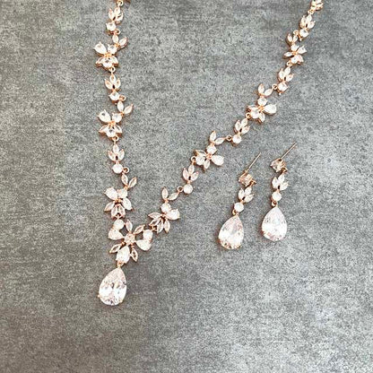 juri gold ジルコニア ネックレス&ピアスセット 【結婚式 アクセサリーセット】