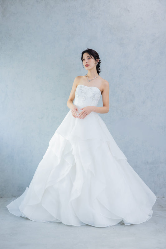 Resoll ⅽollection NOA-1【ウェディングドレス レンタル】