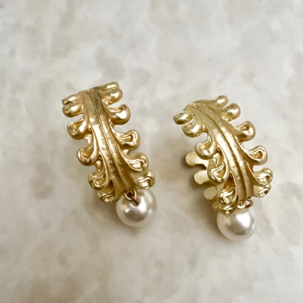 【ピアス】feuille ゴールドピアス 【結婚式 ピアス イヤリング】