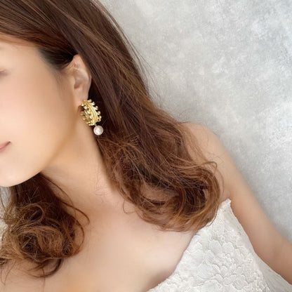 【ピアス】feuille ゴールドピアス 【結婚式 ピアス イヤリング】