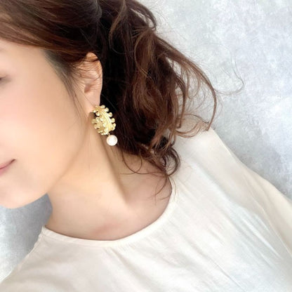 【ピアス】feuille ゴールドピアス 【結婚式 ピアス イヤリング】