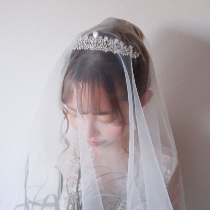 【ヘッドドレス】ティアラ ビジュー ブライダルヘッドドレス シルバー c5 【結婚式 ヘアアクセサリー】