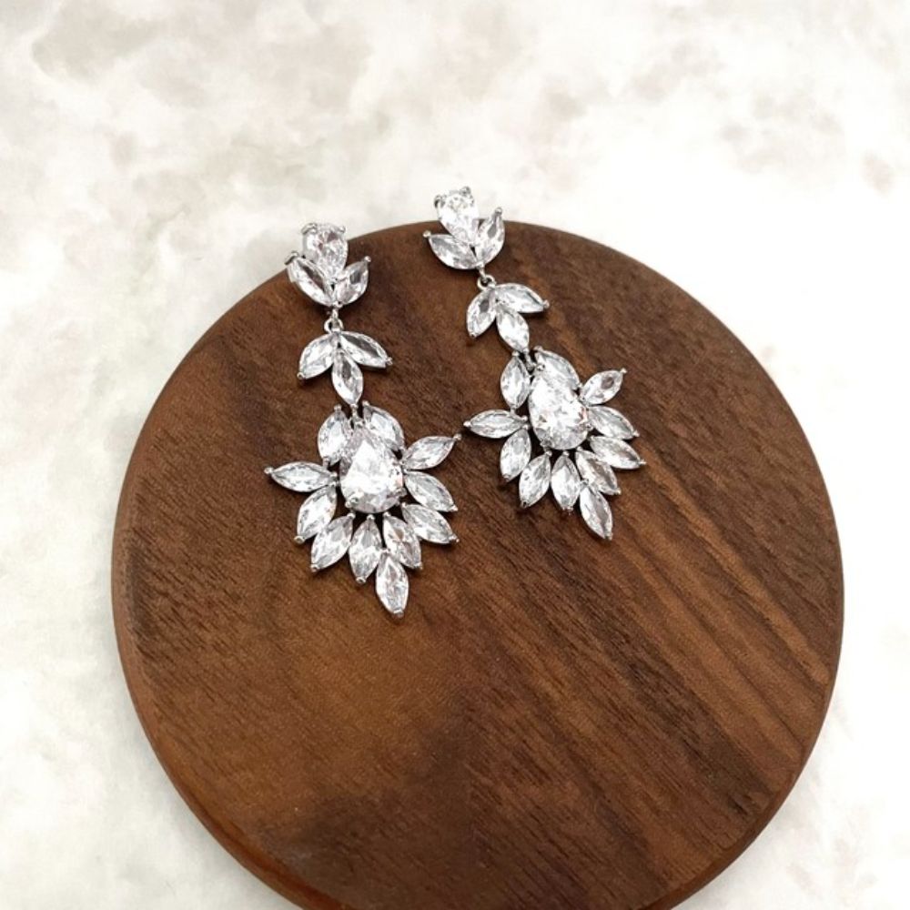 【ピアス・イヤリング】Parfaite ジルコニアピアス 【結婚式 ピアス イヤリング】