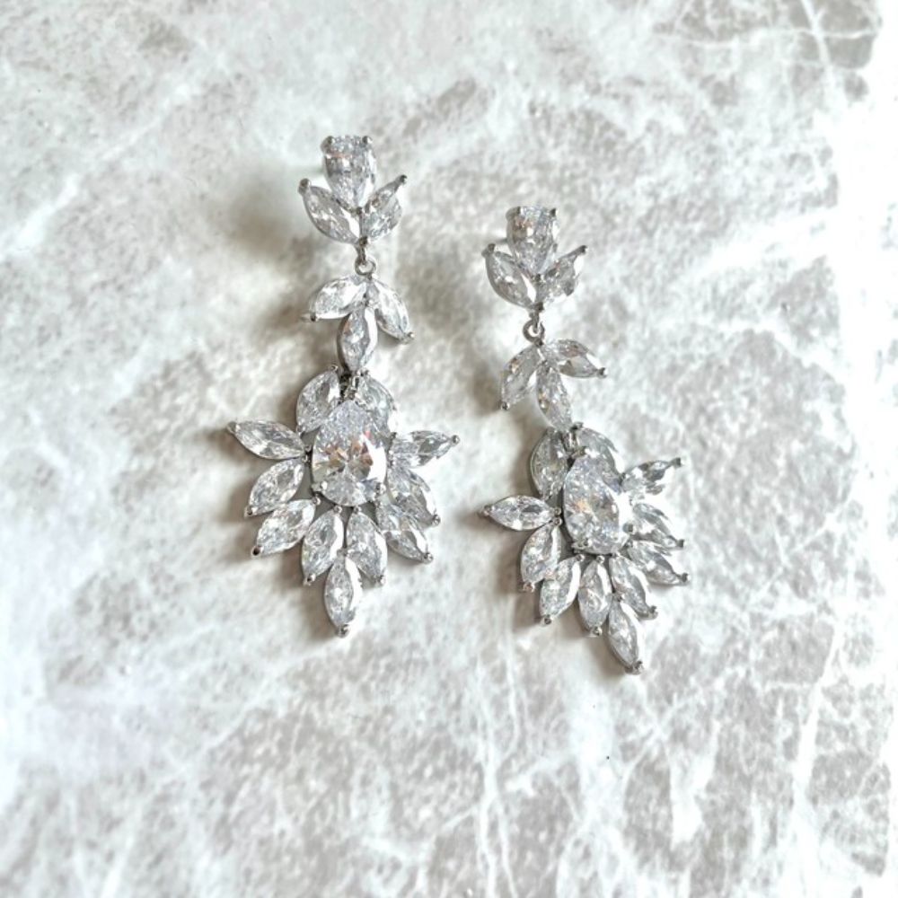 【ピアス・イヤリング】Parfaite ジルコニアピアス 【結婚式 ピアス イヤリング】