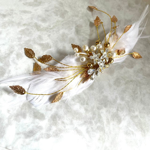 【ヘッドドレス】plume フェザーヘッドドレス 【結婚式 ヘアアクセサリー】