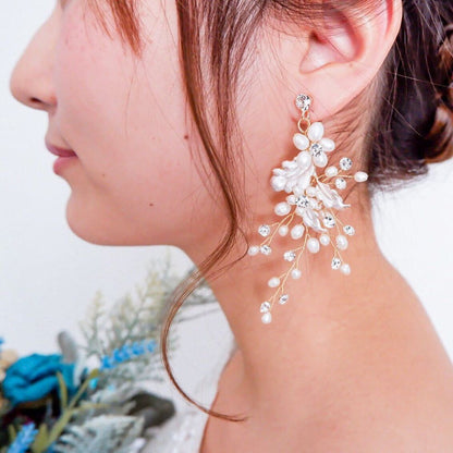 【イヤリング】ブライダルイヤリング 小枝イヤリング ビジュー ゴールド k8 【結婚式 ピアス イヤリング】