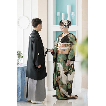 アンティーク振袖 黒地/老松総柄に鶴 【結婚式 和装 引き振袖 レンタル】