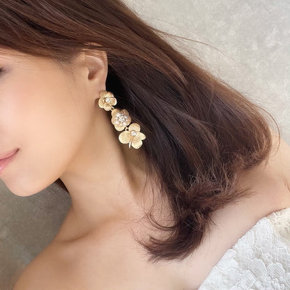 【ピアス・イヤリング】オリジナル商品pollen 淡水パールピアス 【結婚式　ピアス　イヤリング】