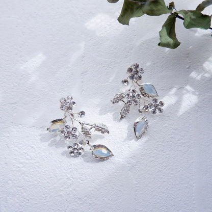 【イヤリング】ブライダルイヤリング 小枝イヤリング ビジュー シルバー m1 【結婚式 ピアス イヤリング】