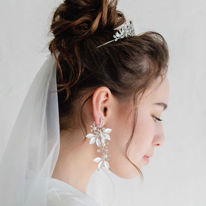 【イヤリング】ブライダルイヤリング 小枝イヤリング ビジュー シルバー m2 【結婚式 ピアス イヤリング】