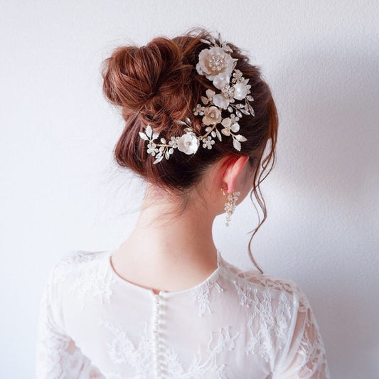【ヘッドドレス】ブライダルヘッドドレス ビジュー フラワー ボンネ ゴールド m4 【結婚式 ヘアアクセサリー】