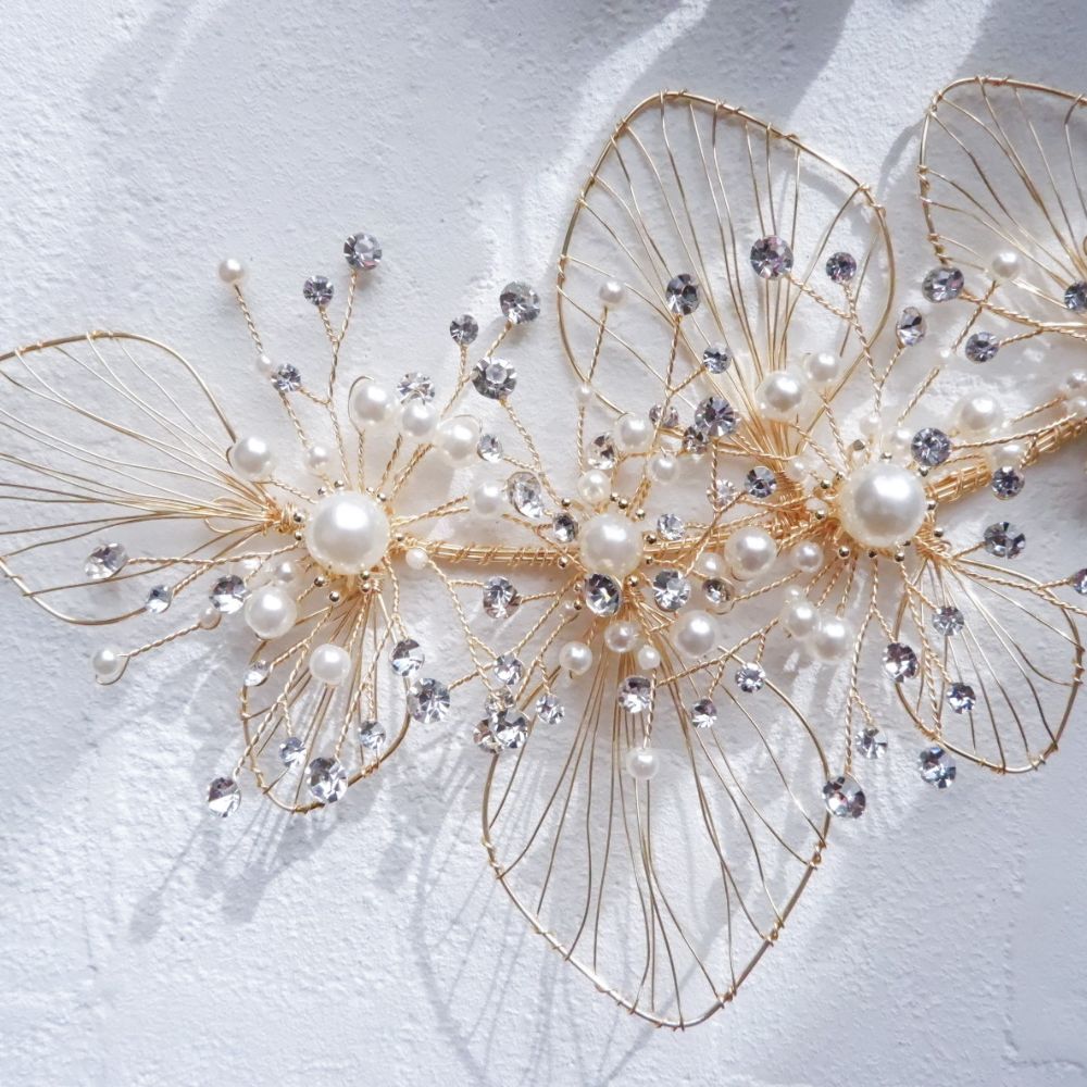 【ヘッドドレス】ブライダルヘッドドレス ビジュー フラワー ボンネ ゴールド m6 【結婚式 ヘアアクセサリー】