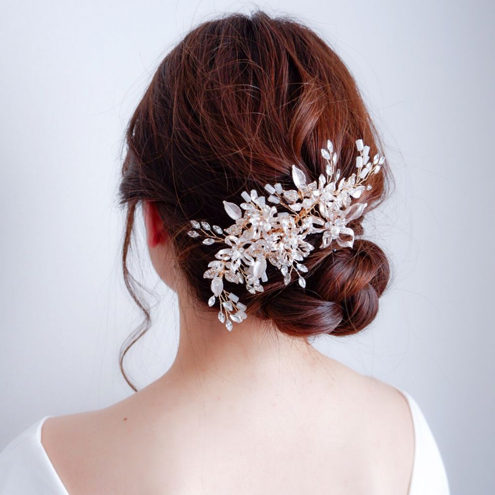 【ヘッドドレス】ブライダルヘッドドレス ビジュー フラワー ボンネ ゴールド m7 【結婚式 ヘアアクセサリー】