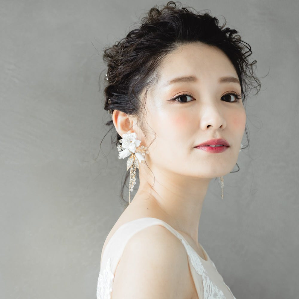 【イヤリング】ブライダルイヤリング 小枝イヤリング ビジュー ゴールド n1 【結婚式 ピアス イヤリング】