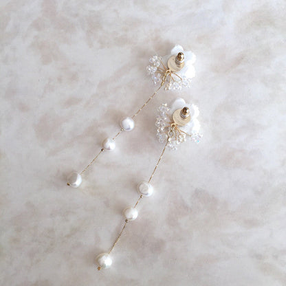 【ピアス・イヤリング】オリジナル商品Amour フラワー淡水パールピアス 【結婚式 ピアス イヤリング】