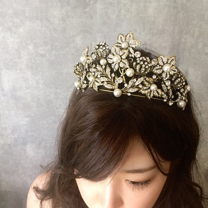 【ヘッドドレス】Luxe ブライダルティアラ 【結婚式 ヘアアクセサリー】