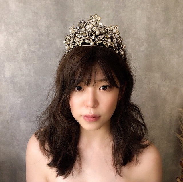 【ヘッドドレス】Luxe ブライダルティアラ 【結婚式 ヘアアクセサリー】