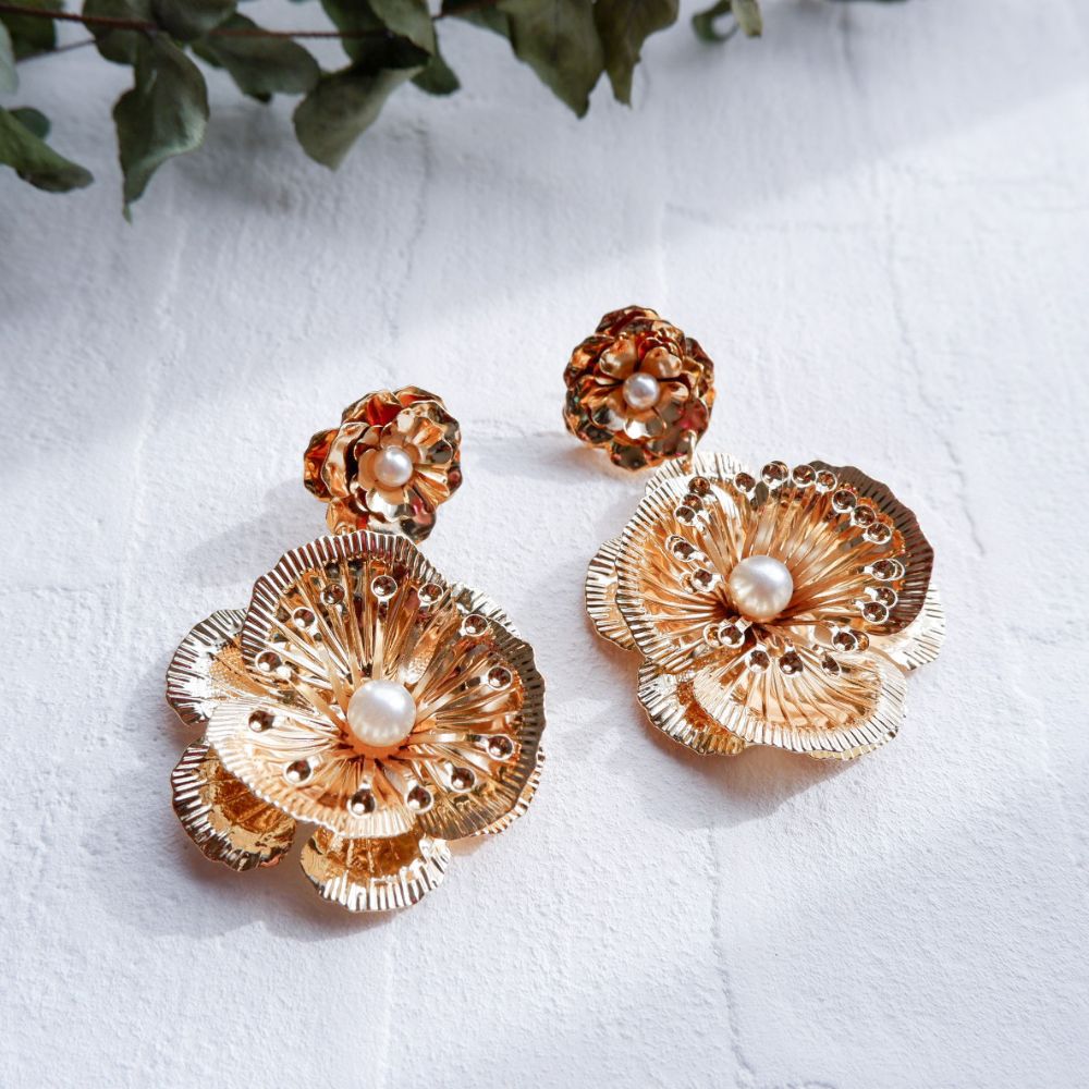 【ピアス】ブライダルピアス アンティークピアス パール フラワー ゴールド n6 【結婚式 ピアス イヤリング】