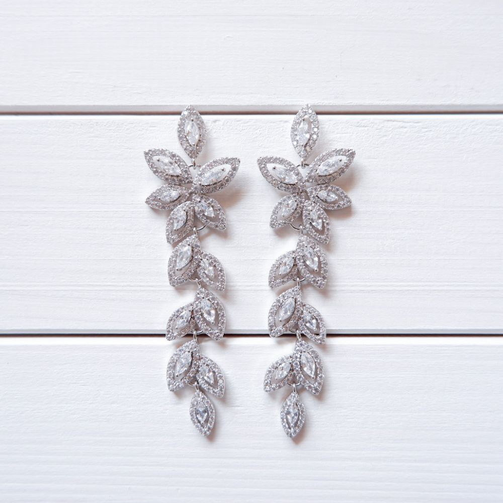 【ピアス】ビジュー ウェディング ブライダルピアス n8 【結婚式 ピアス イヤリング】