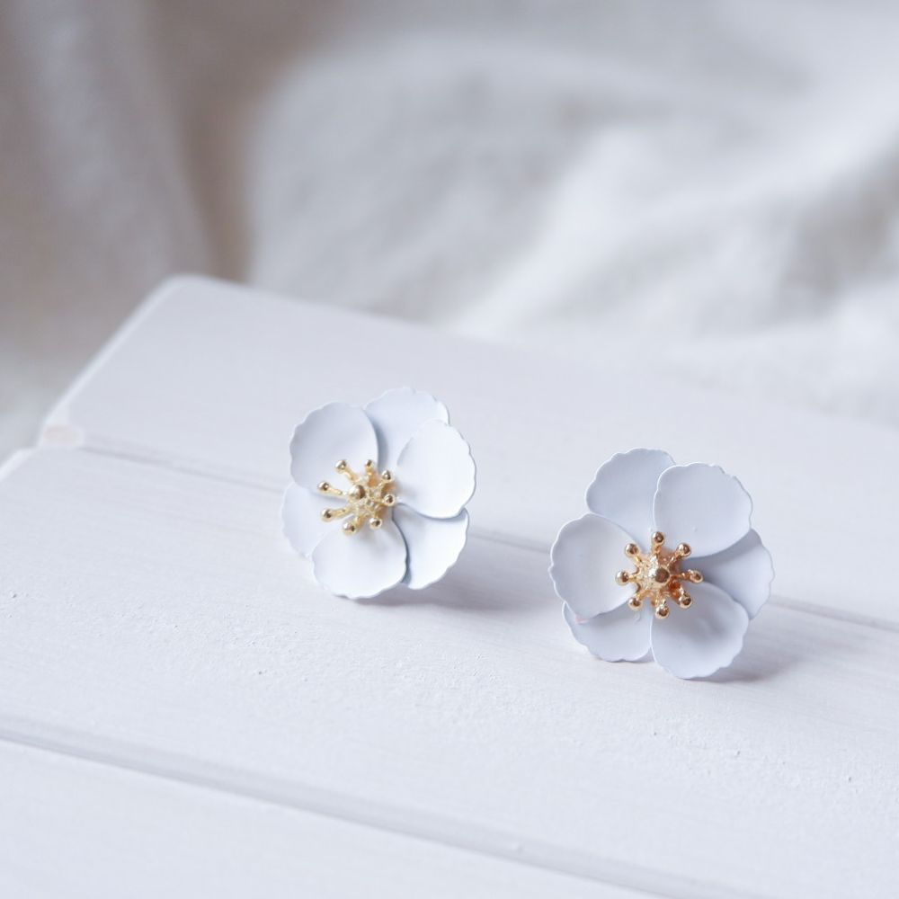 【ピアス】2way ブライダルピアス ホワイトフラワー ゴールド n11 【結婚式 ピアス イヤリング】