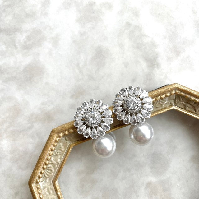 【ピアス・イヤリング】Tournesol ジルコニアブライダルピアス 【結婚式 ピアス イヤリング】