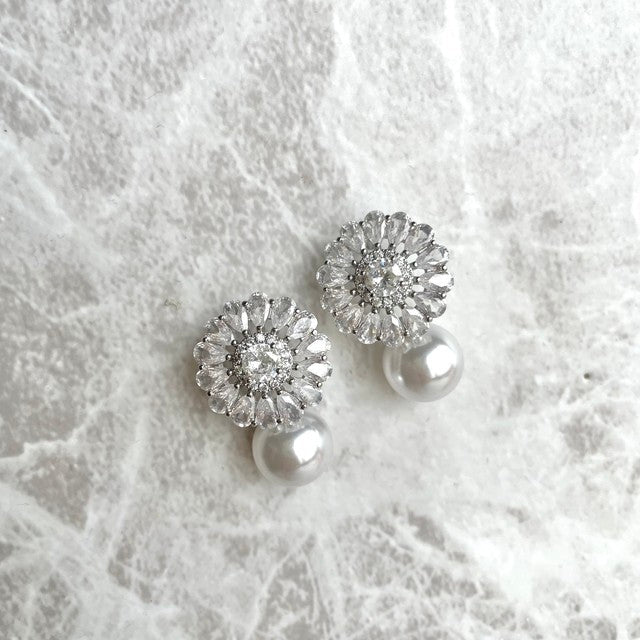 【ピアス・イヤリング】Tournesol ジルコニアブライダルピアス 【結婚式 ピアス イヤリング】