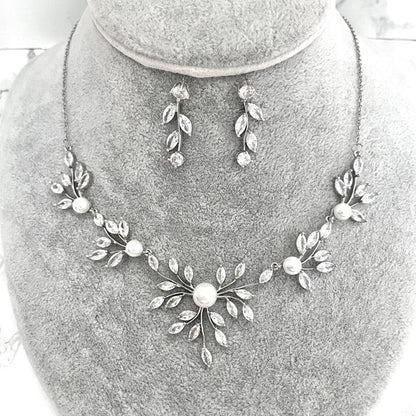 Jardin ジルコニアブライダルネックレス&ピアスセット 【結婚式 アクセサリーセット】