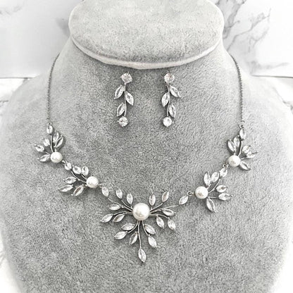 Jardin ジルコニアブライダルネックレス&ピアスセット 【結婚式 アクセサリーセット】