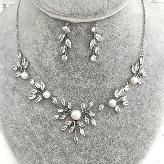 Jardin ジルコニアブライダルネックレス&ピアスセット 【結婚式 アクセサリーセット】