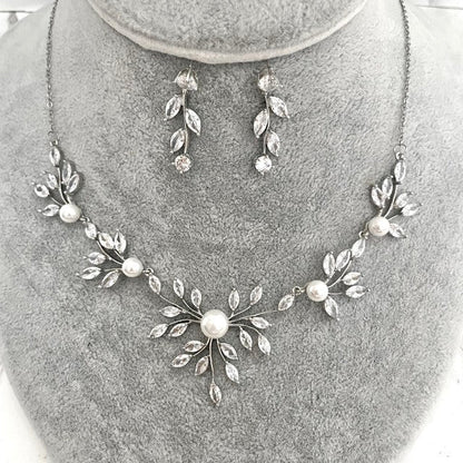 Jardin ジルコニアブライダルネックレス&ピアスセット 【結婚式 アクセサリーセット】