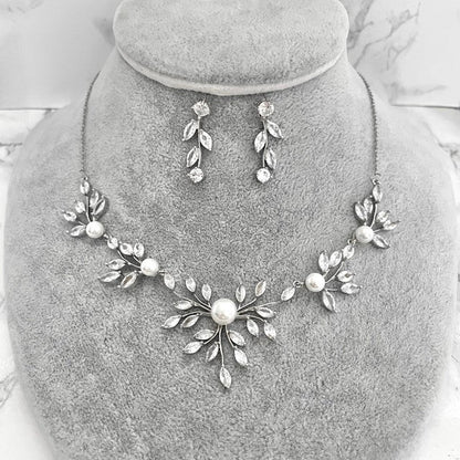 Jardin ジルコニアブライダルネックレス&ピアスセット 【結婚式 アクセサリーセット】