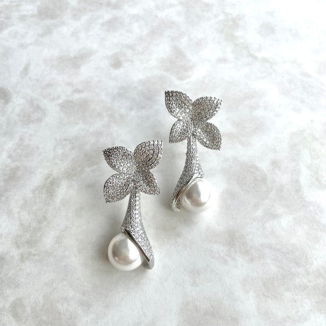 【ピアス・イヤリング】Noix ジルコニアブライダルピアス 【結婚式 ピアス イヤリング】