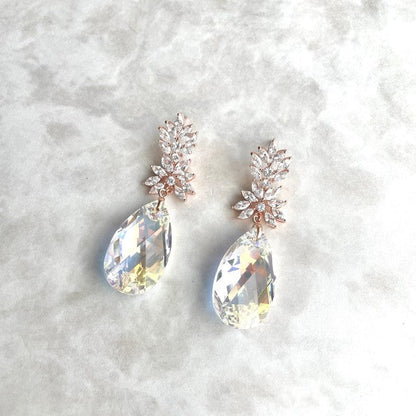 【ピアス・イヤリング】オリジナル商品 / Sort ジルコニアブライダルピアス 【結婚式 ピアス イヤリング】