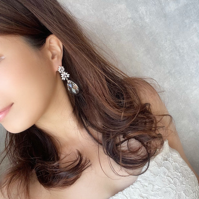 【ピアス・イヤリング】オリジナル商品 / Sort ジルコニアブライダルピアス 【結婚式 ピアス イヤリング】