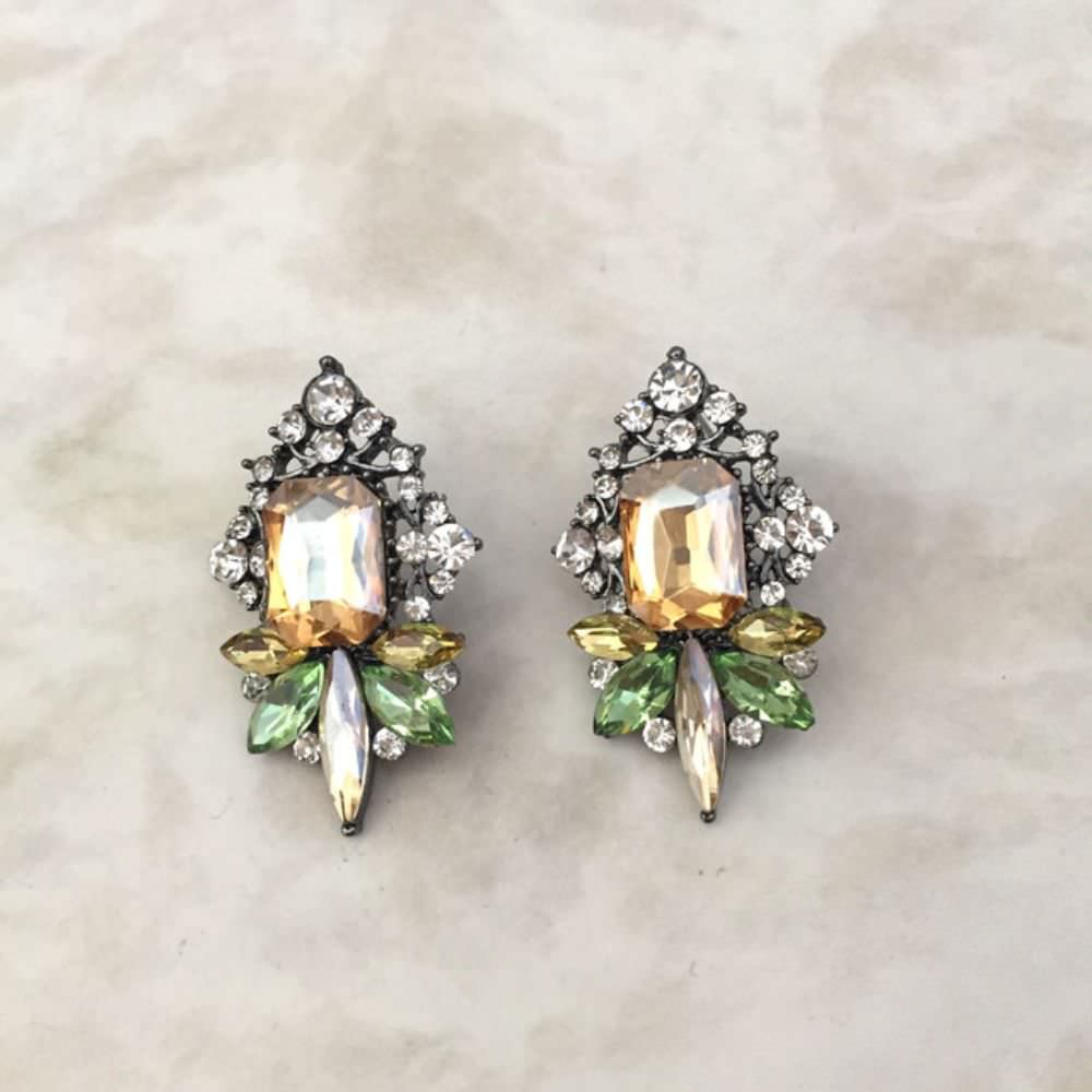 【ピアス・イヤリング】Danse ビジューピアス/ブライダルアクセサリー 【結婚式 ピアス イヤリング】