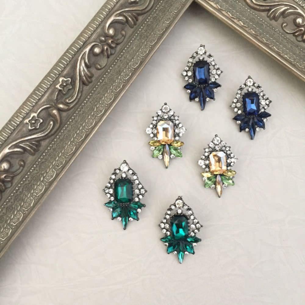 【ピアス・イヤリング】Danse ビジューピアス/ブライダルアクセサリー 【結婚式 ピアス イヤリング】