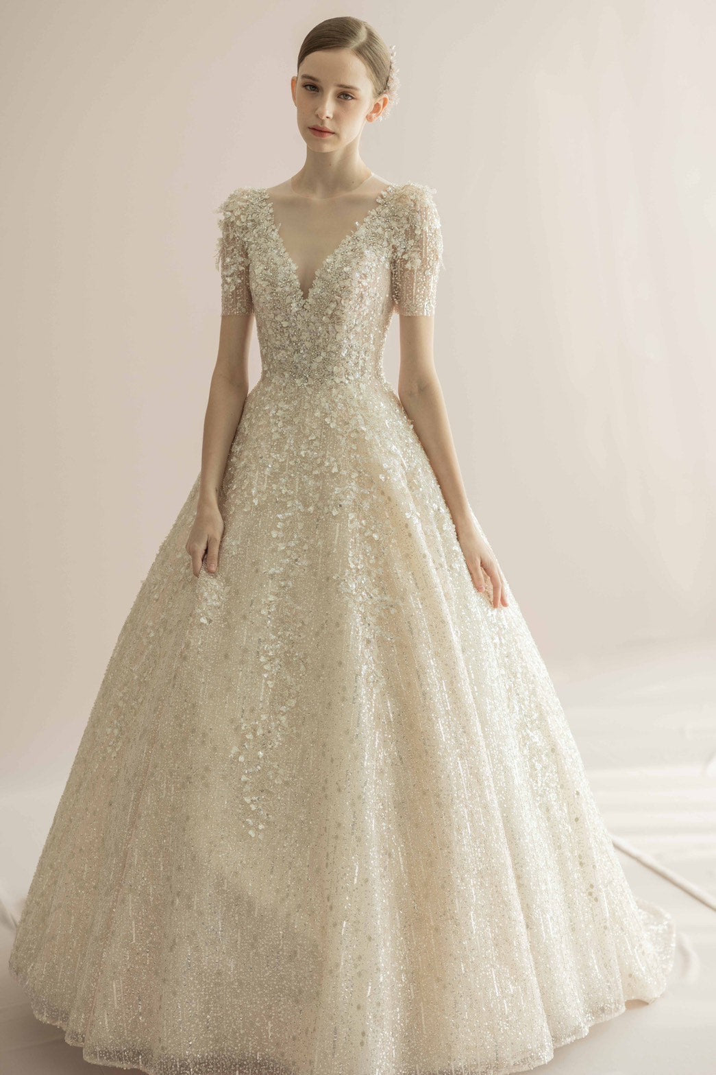 ミラージュ【ウェディングドレスレンタル】