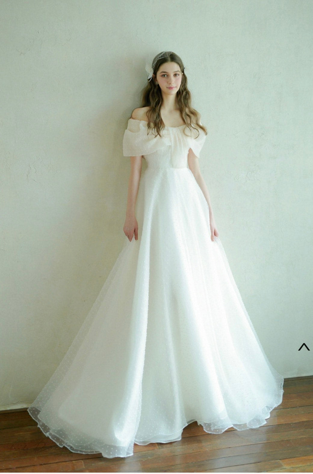 ソア Roche230【ウェディングドレスレンタル】