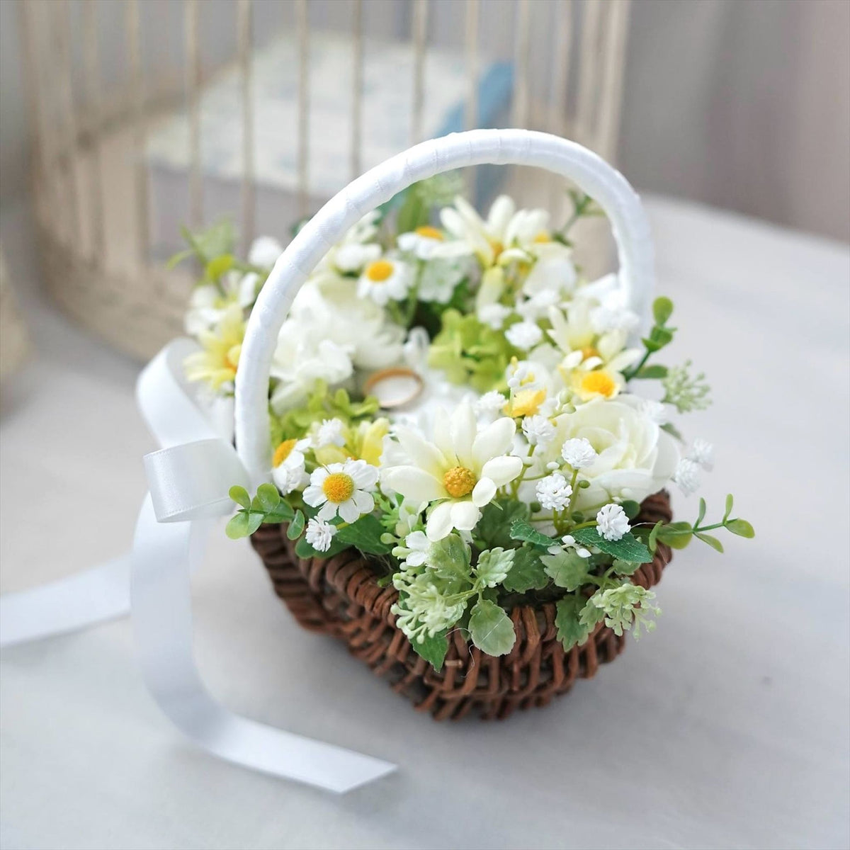 黄色のデージーとカスミソウのリングピロー【結婚式　リングピロー】
