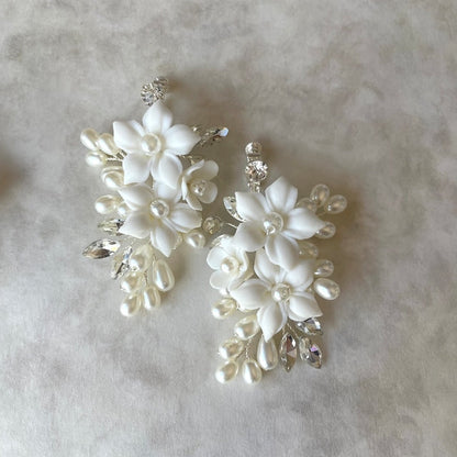 【ピアス・イヤリング】joli 小枝アクセサリーイヤリング 【結婚式 ピアス イヤリング】