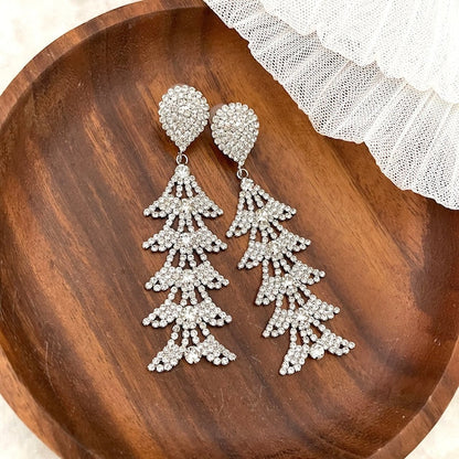 【ピアス・イヤリング】valser ロングブライダルピアス 【結婚式 ピアス イヤリング】