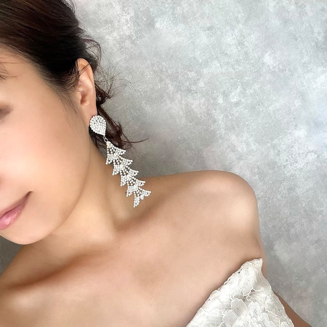 【ピアス・イヤリング】valser ロングブライダルピアス 【結婚式 ピアス イヤリング】