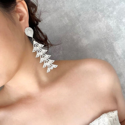 【ピアス・イヤリング】valser ロングブライダルピアス 【結婚式 ピアス イヤリング】